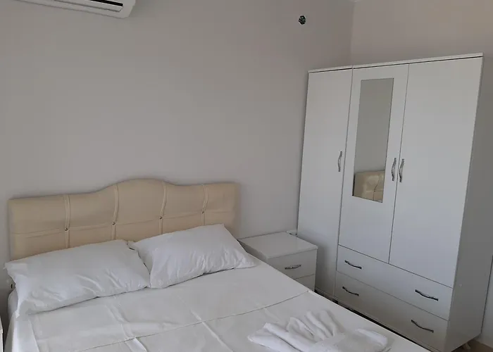 Apart Otel Antiocha 2*